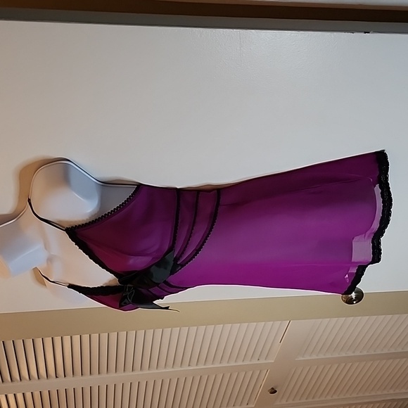Frederick's of Hollywood Sleep Dress, Neon Purple Black Never Worn, Size Medium - Picture 3 of 6